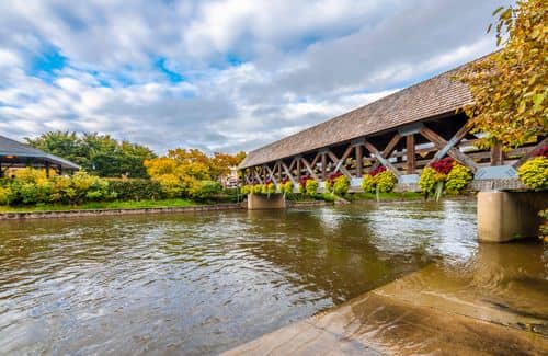 Foto panorámica de {{ name }}