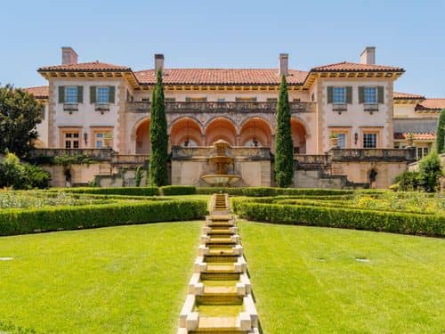 Photo pittoresque de {{ name }}